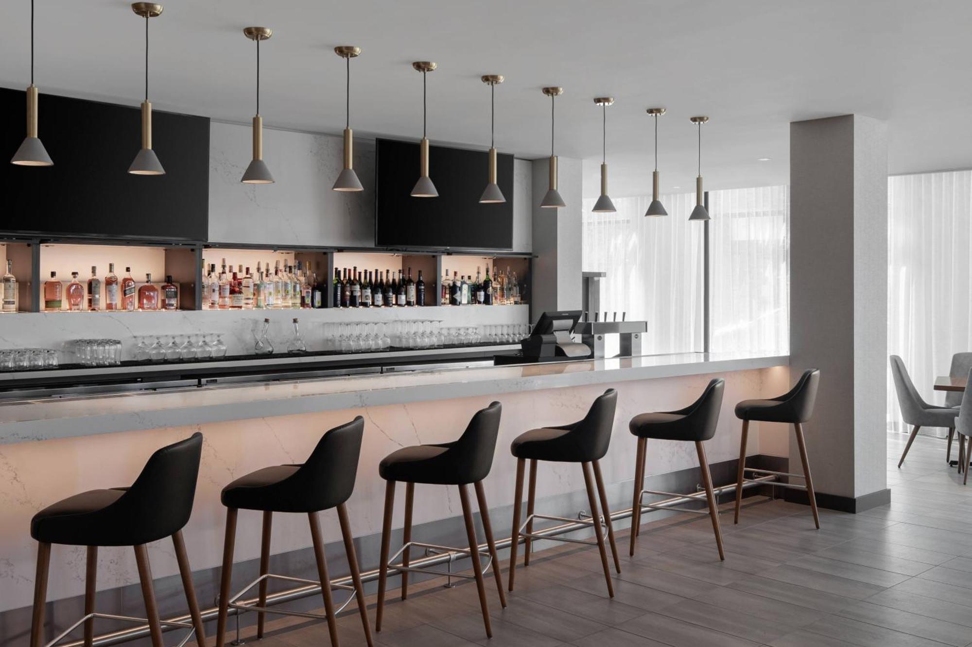 Ac Hotel By Marriott Santa Rosa Sonoma Wine Country Экстерьер фото