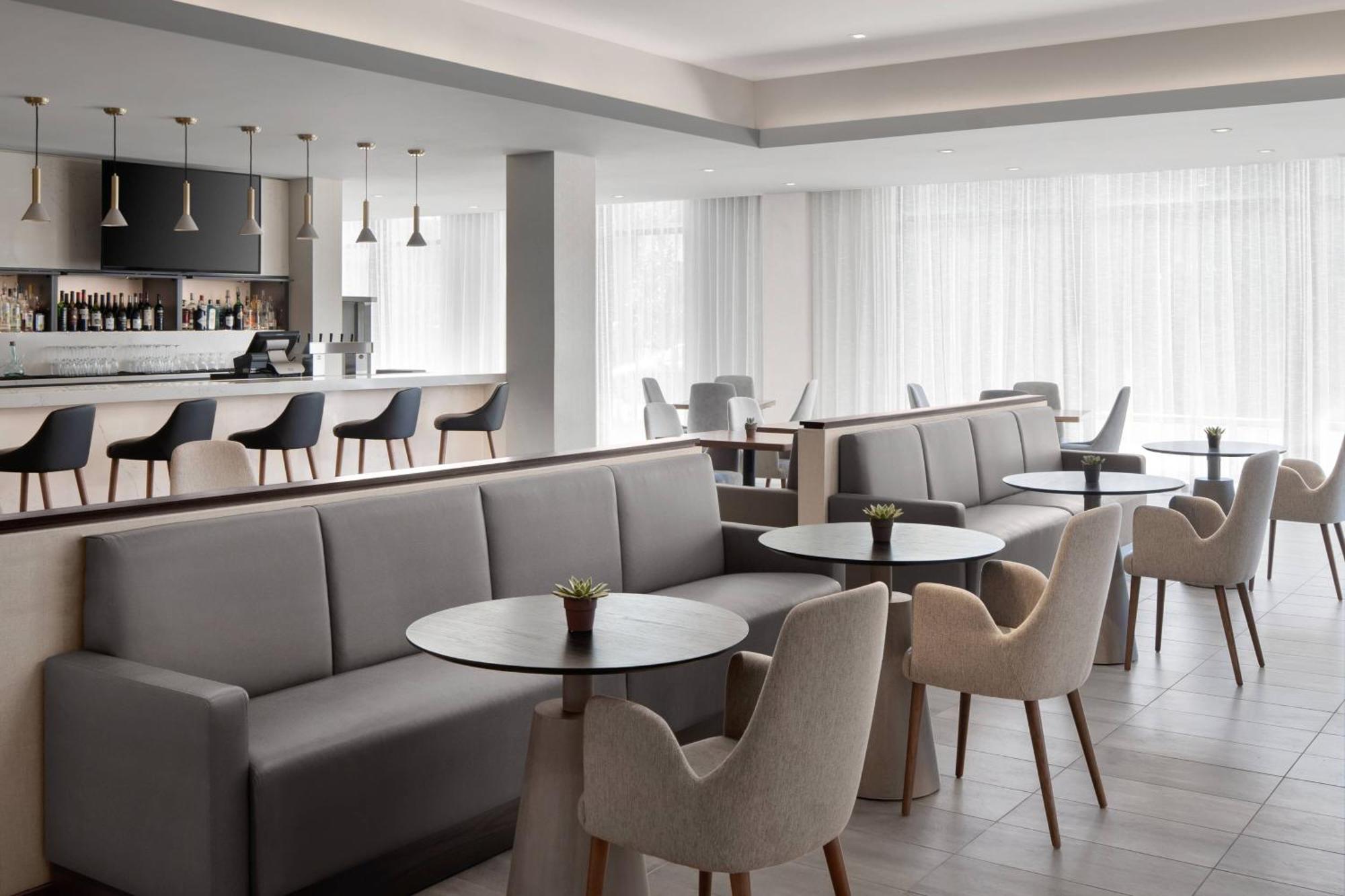 Ac Hotel By Marriott Santa Rosa Sonoma Wine Country Экстерьер фото