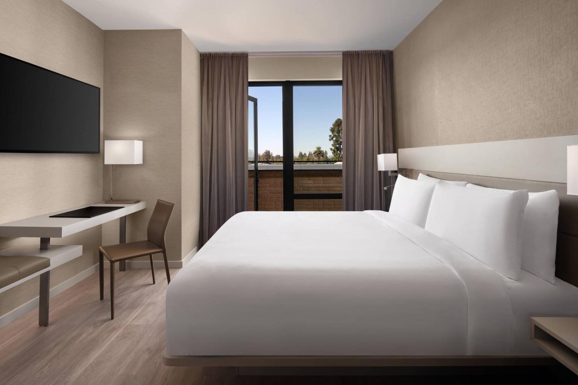 Ac Hotel By Marriott Santa Rosa Sonoma Wine Country Экстерьер фото